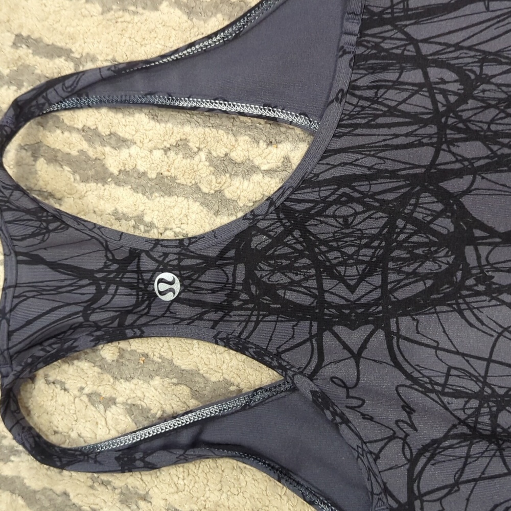 lululemon athletica Black and Charcoal Patterned Racerback Tank - Picture 6 of 7